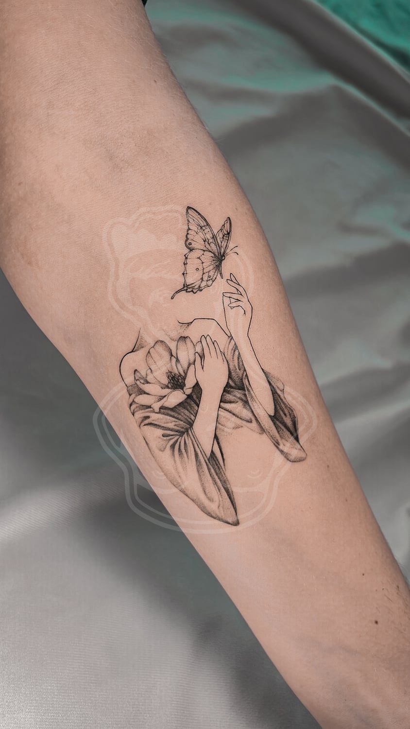 Tatuaż Fineline motyl - ArcyTattoo Lublin