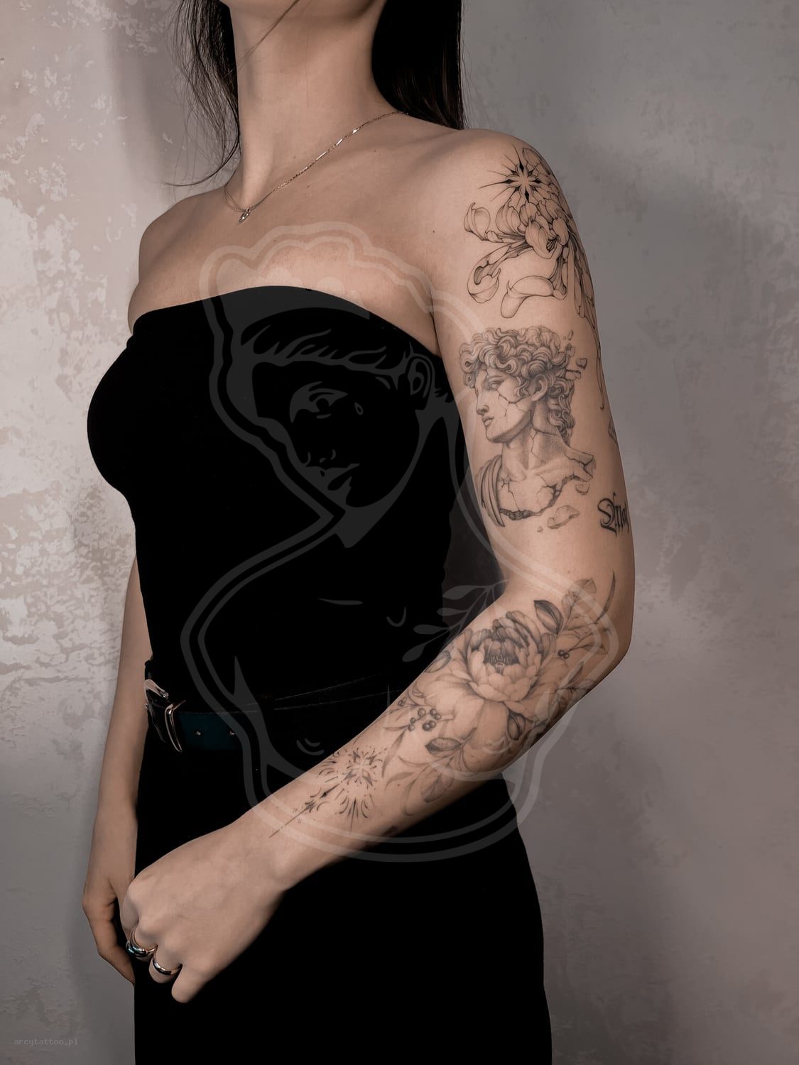 Tatuaż Graphic / ornament popiersie rekaw - ArcyTattoo Lublin